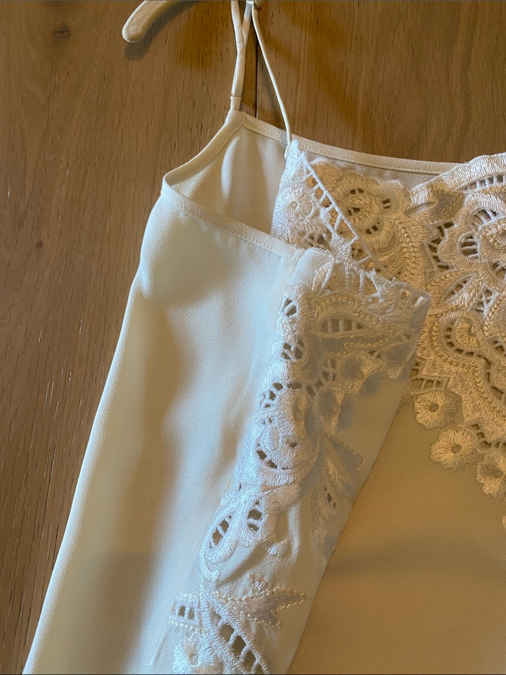 CAbi Ivory Lace-Trim Camisole NWOT - Picture 3 of 6